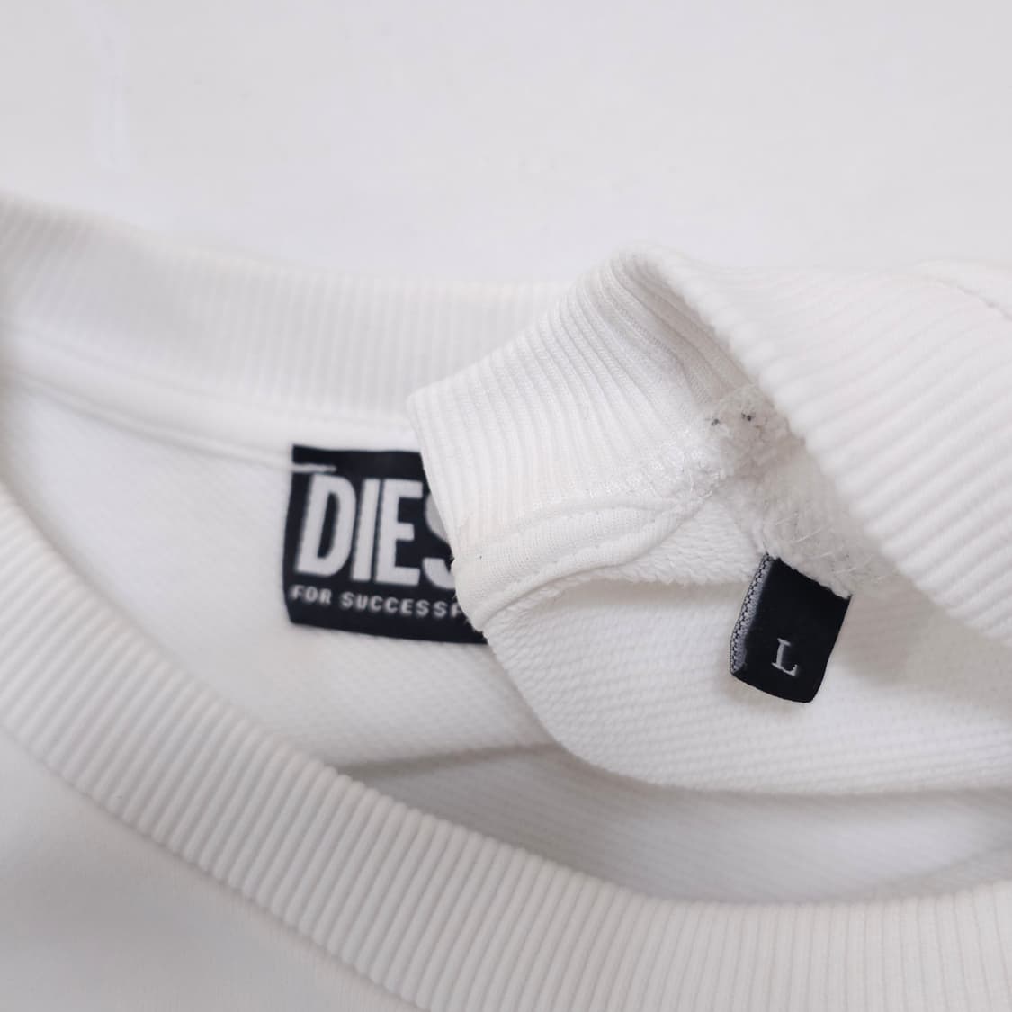 디젤 미들로고 스웻셔츠 상품이미지3