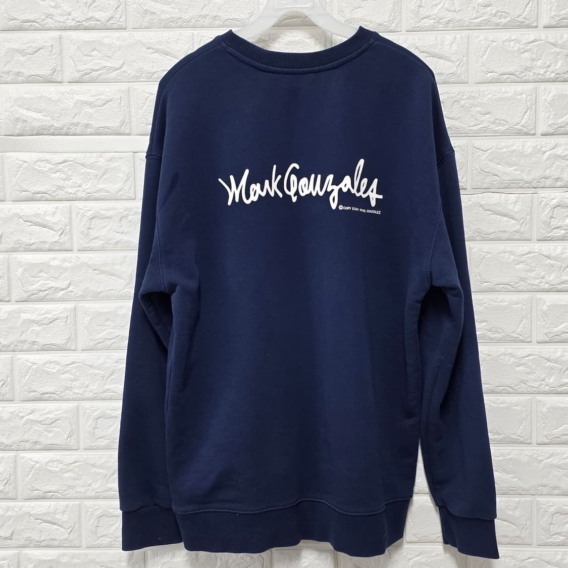 택포// 20s 마크 곤잘레스 네이비 맨투맨 L 상품이미지4