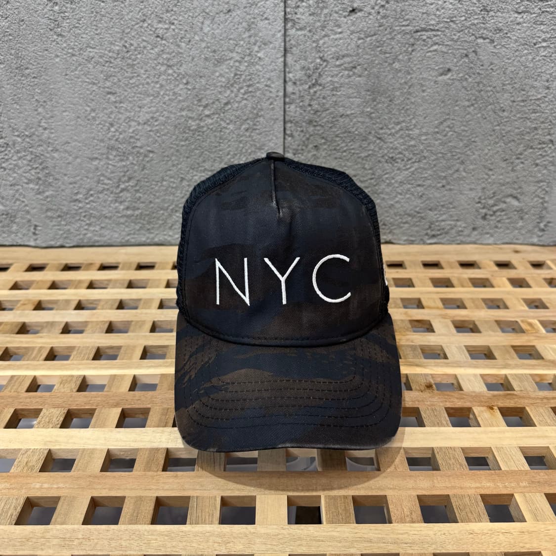뉴에라 NYC 카모 트러커 메쉬캡 상품이미지2