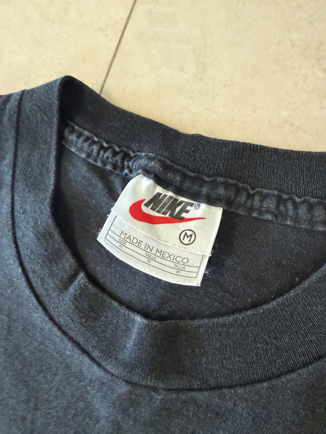 90~00s Nike 스우시 티셔츠 상품이미지2