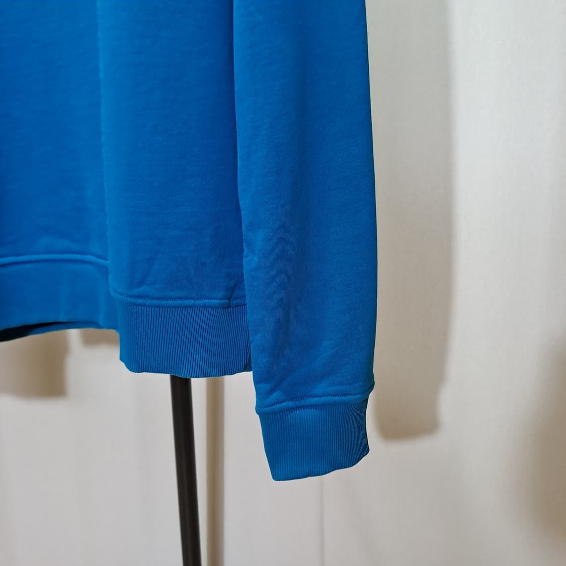 (택포) 저스트카발리 타투 프린트 맨투맨 XXL B810 상품이미지3