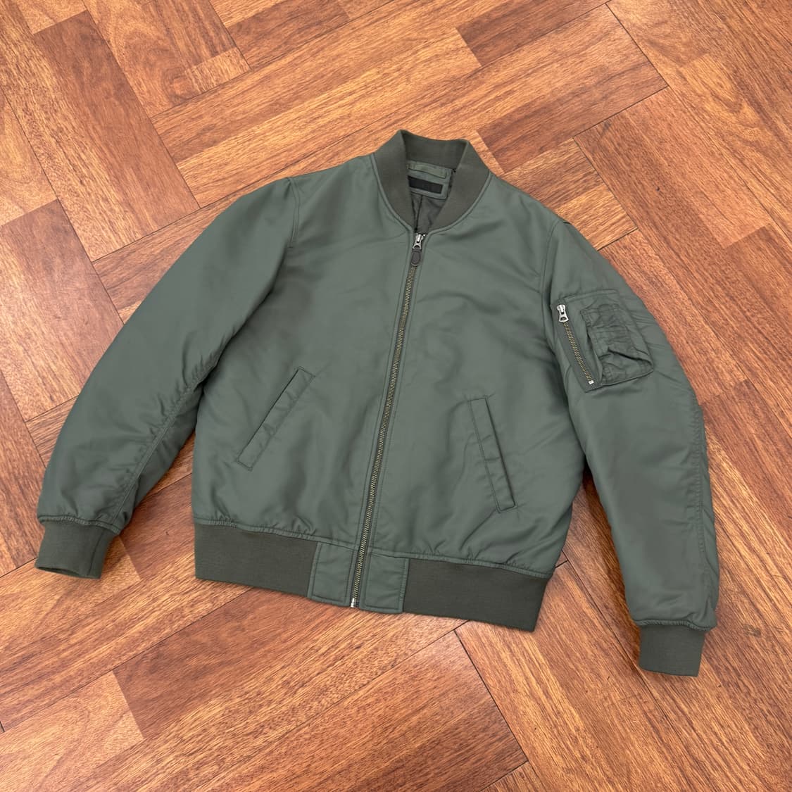 L 유니클로 MA-1 항공점퍼 자켓  상품이미지2