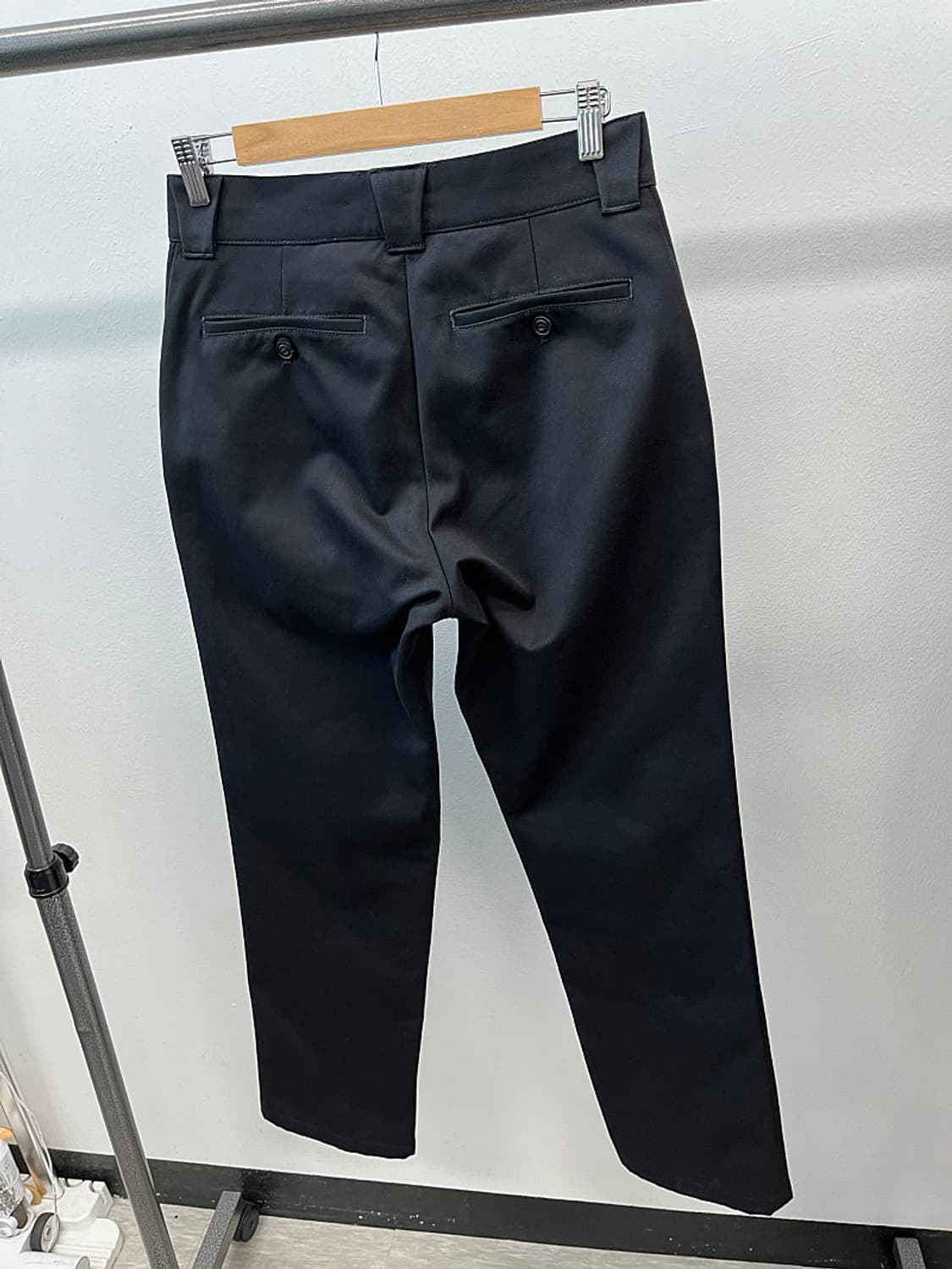 29) 버버리 와이드 치노팬츠  상품이미지4