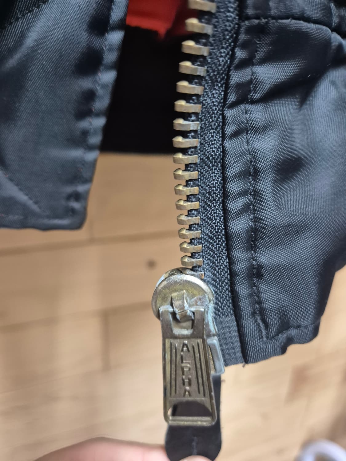 Alpha industries ULTRAMAN ZEARTH Bomber 상품이미지3