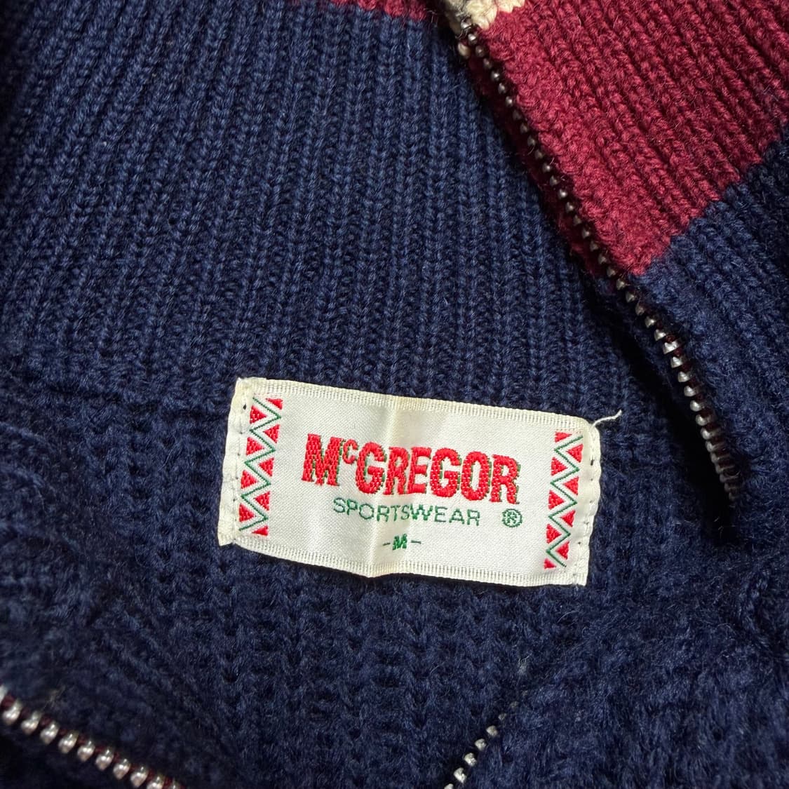 맥그리거 하프 집업 상품이미지2