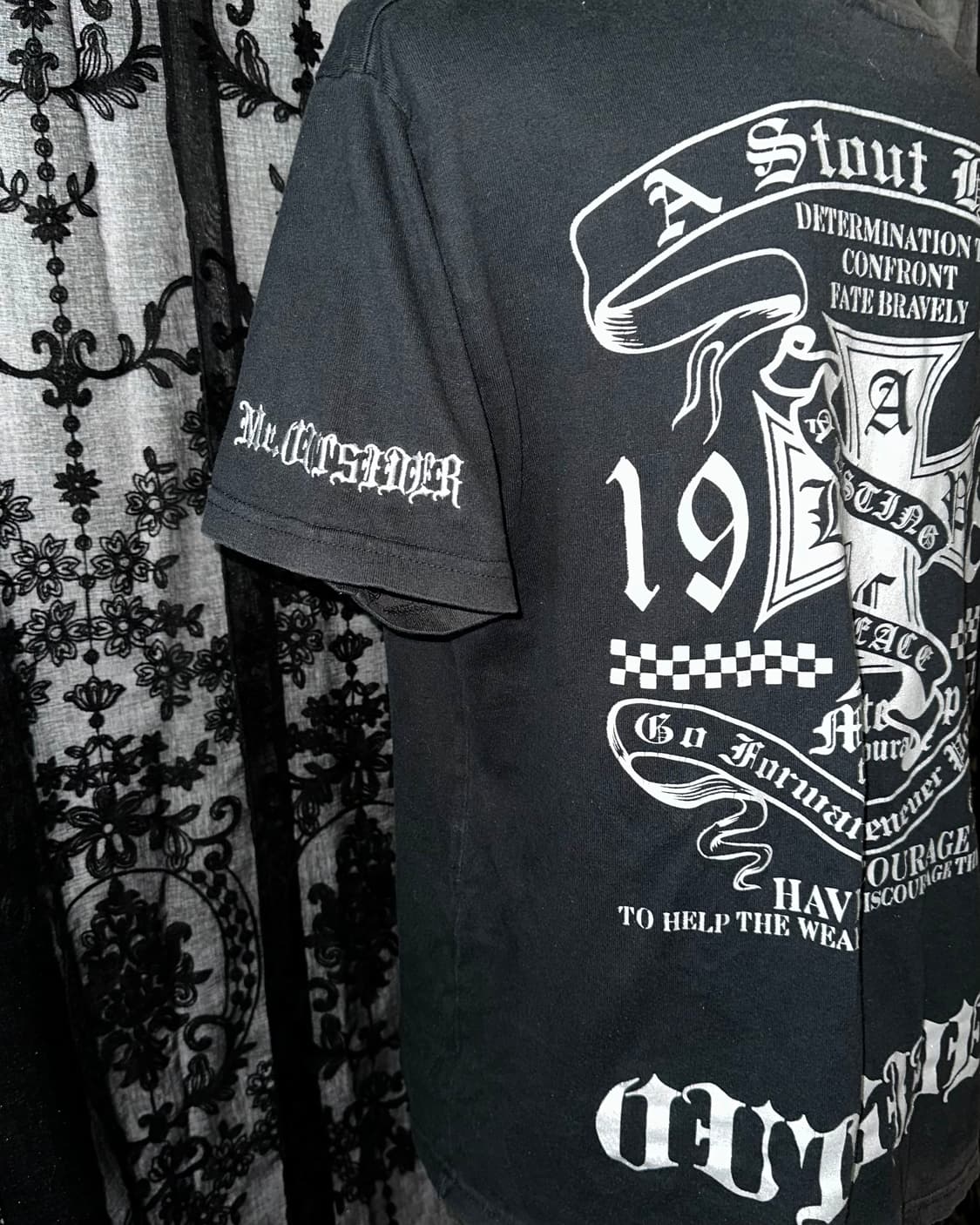 Black Laxique Lettering Short-Sleeved 상품이미지2
