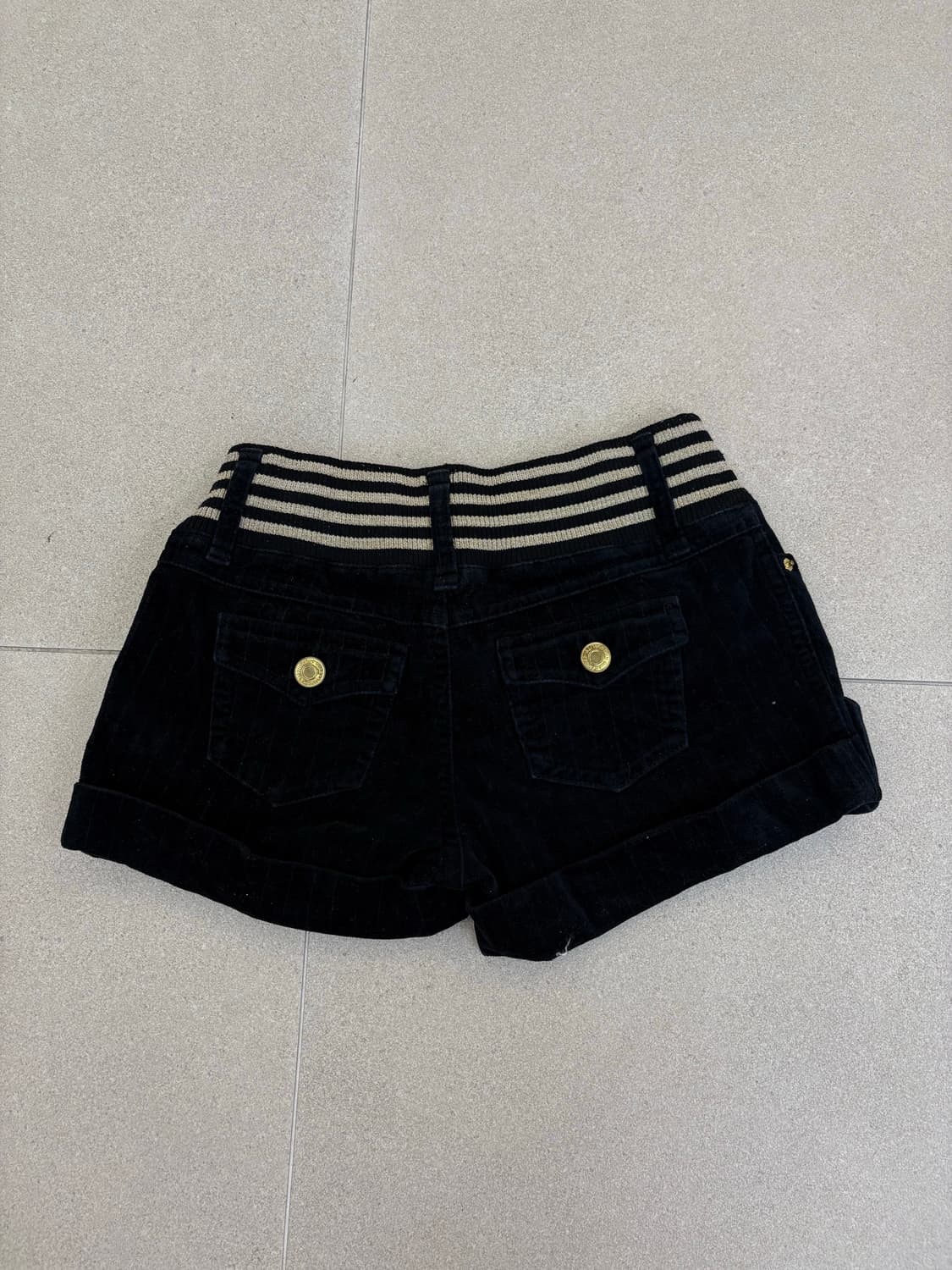 벨벳 스트라이프 숏팬츠 상품이미지5