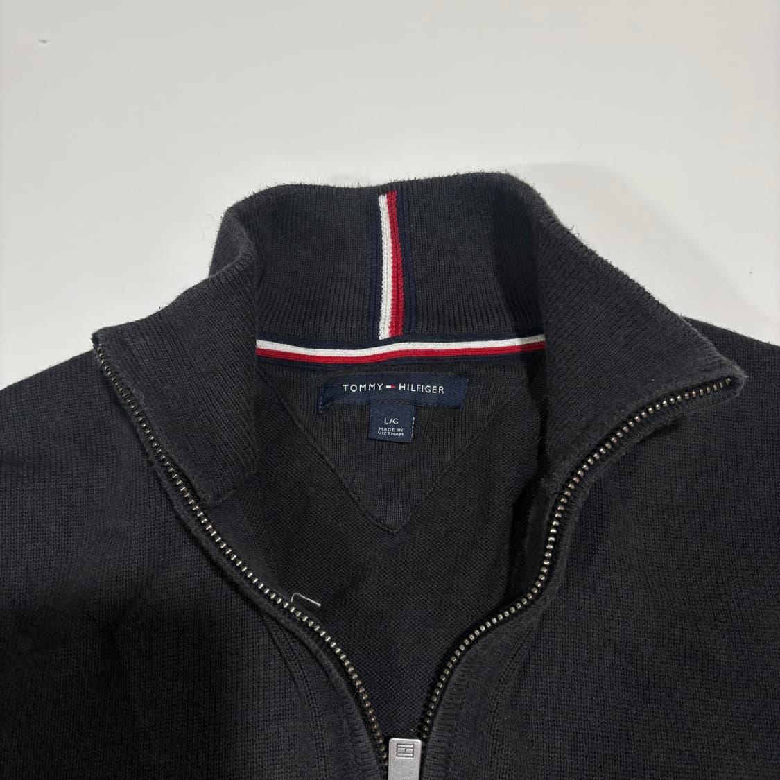 타미힐피거 하프집업 블랙 니트 상품이미지3