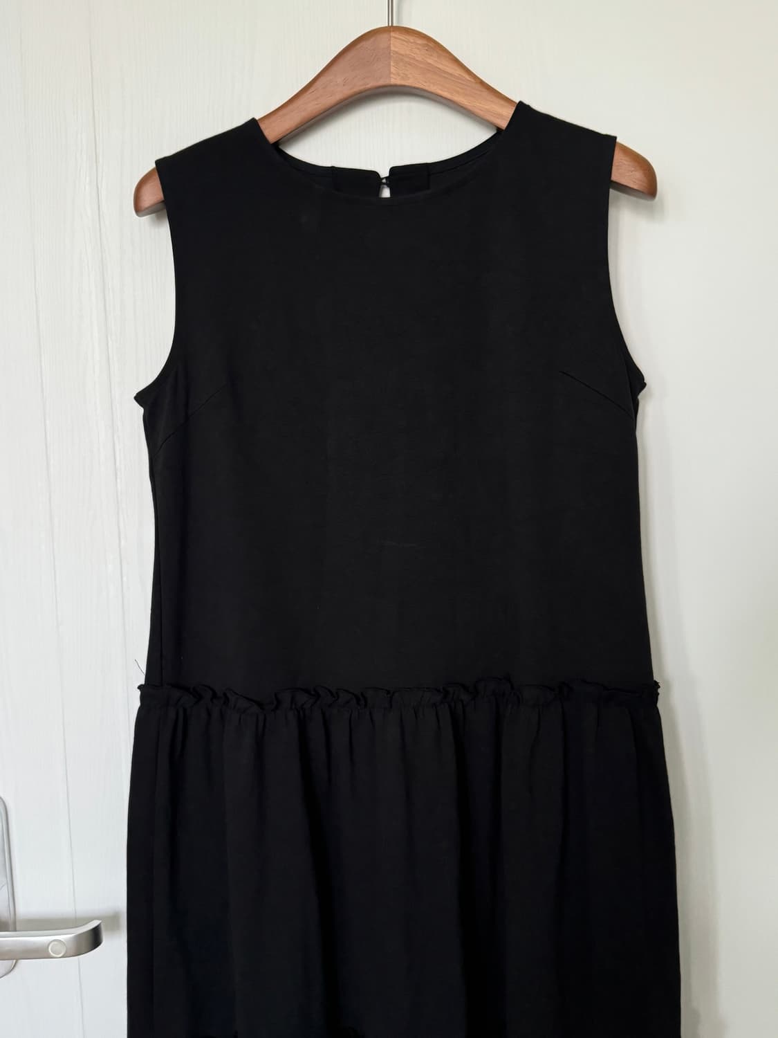 Black Tiered Sleeveless Dress 상품이미지2
