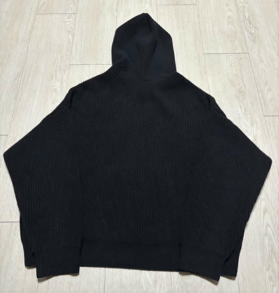 셀린느 리브니 올 니트 후드 상품이미지2