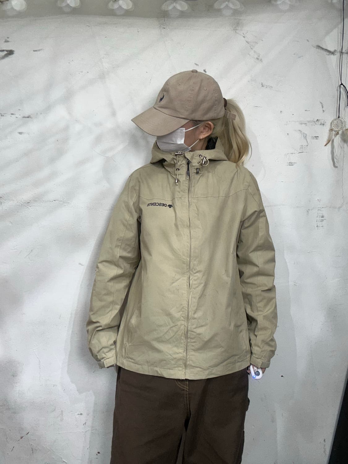 데상트 베이지 오버핏 후드 바람막이 올드스쿨 트랙 자켓 M 상품이미지2