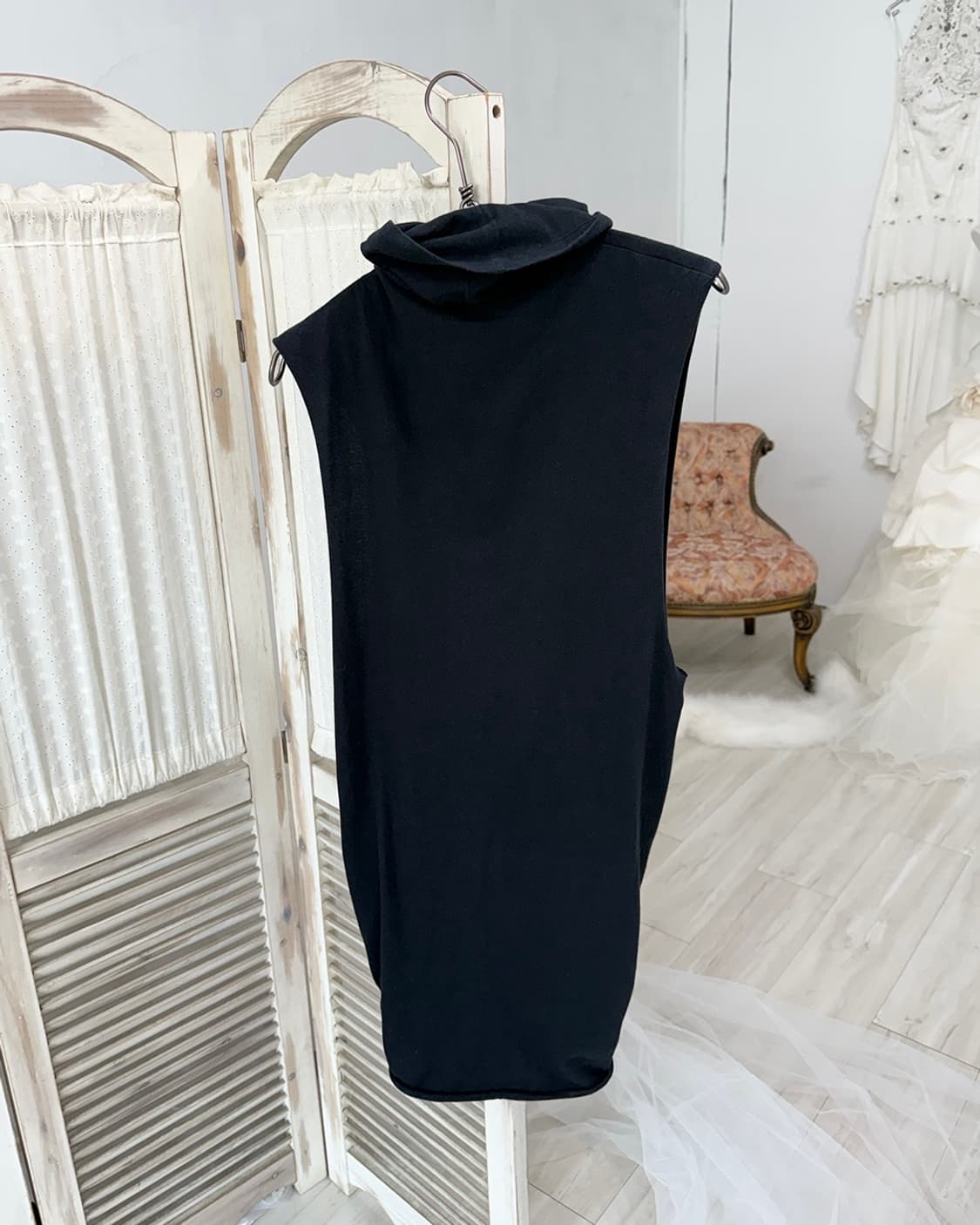 Black feminine shirring point sleeveless 상품이미지7