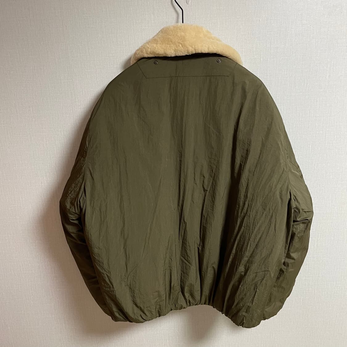 [52]23fw 솔리드옴므 무스탕 구스 패딩 상품이미지2