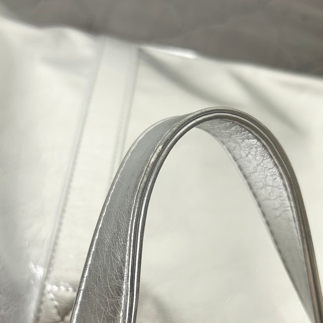 오부니 가방 데일리 리본 짐백 실버백 숄더백 ovuni 상품이미지4