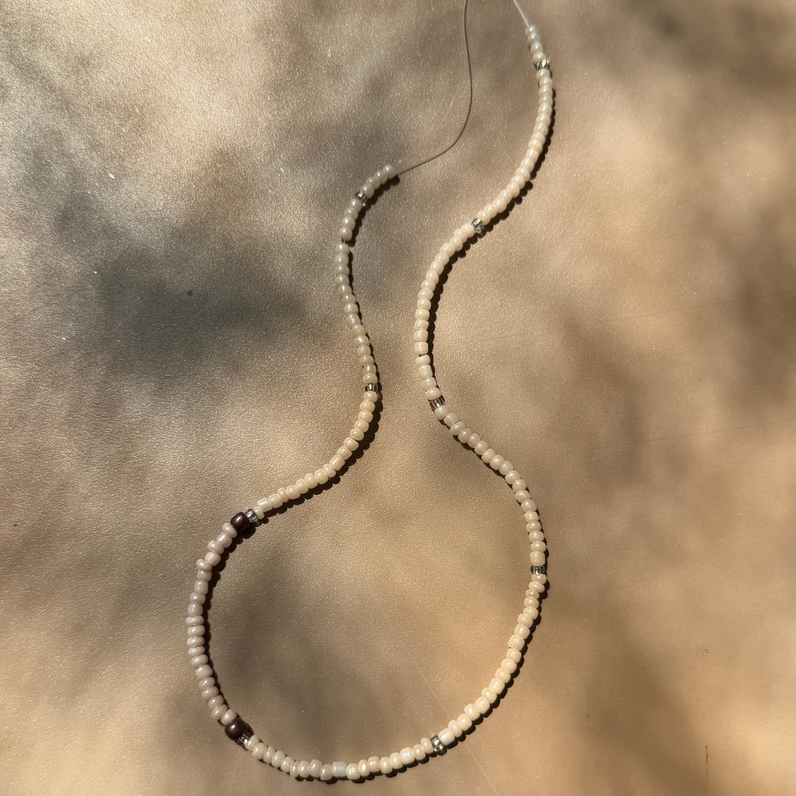 ~4/14 9% 할인> 사이드 컬러 포인트 비즈 목걸이 상품이미지1