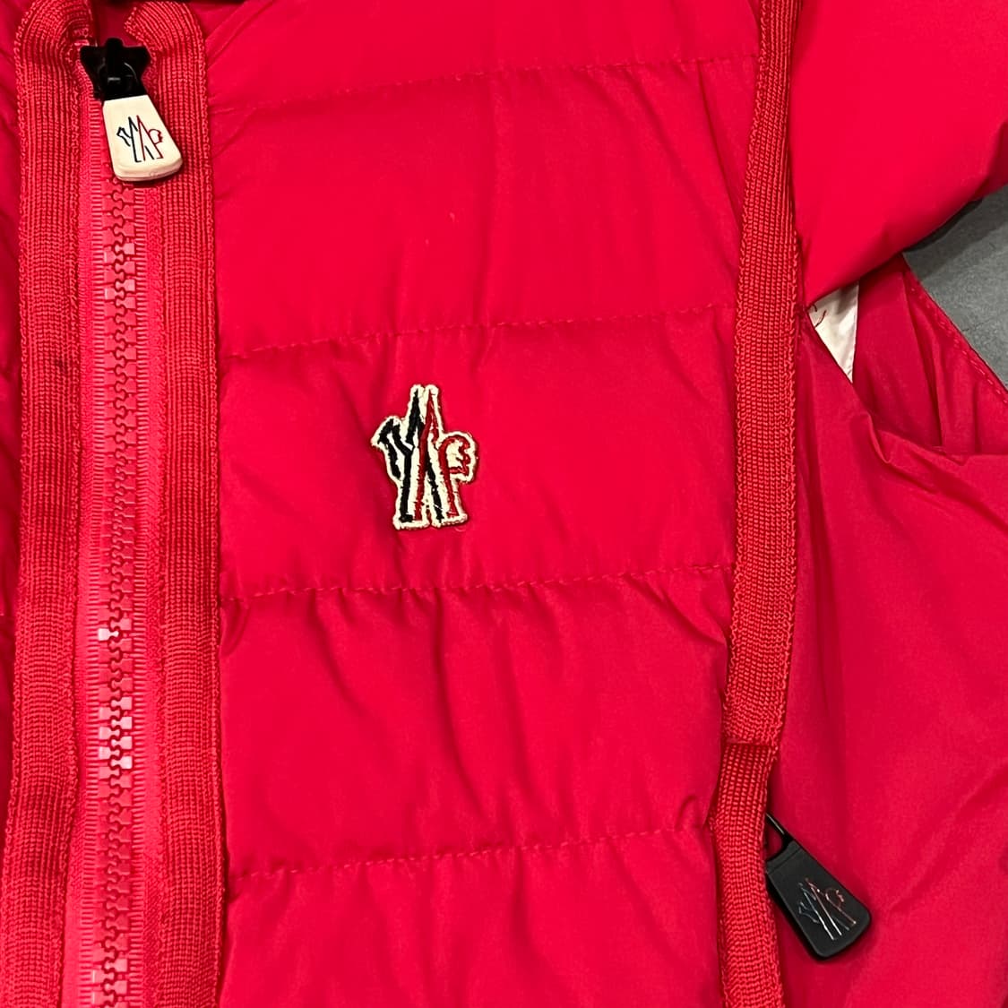  몽클레르 푸퍼 베스트 +명품감정서 y15445 상품이미지4