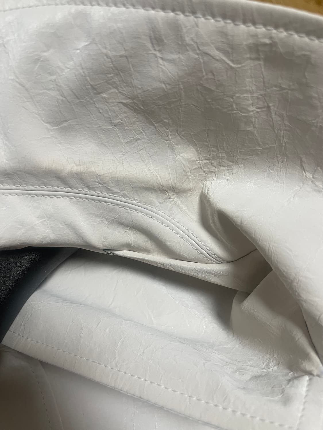 유센틱 레더 라이크 코트형 패딩 화이트 01 상품이미지8