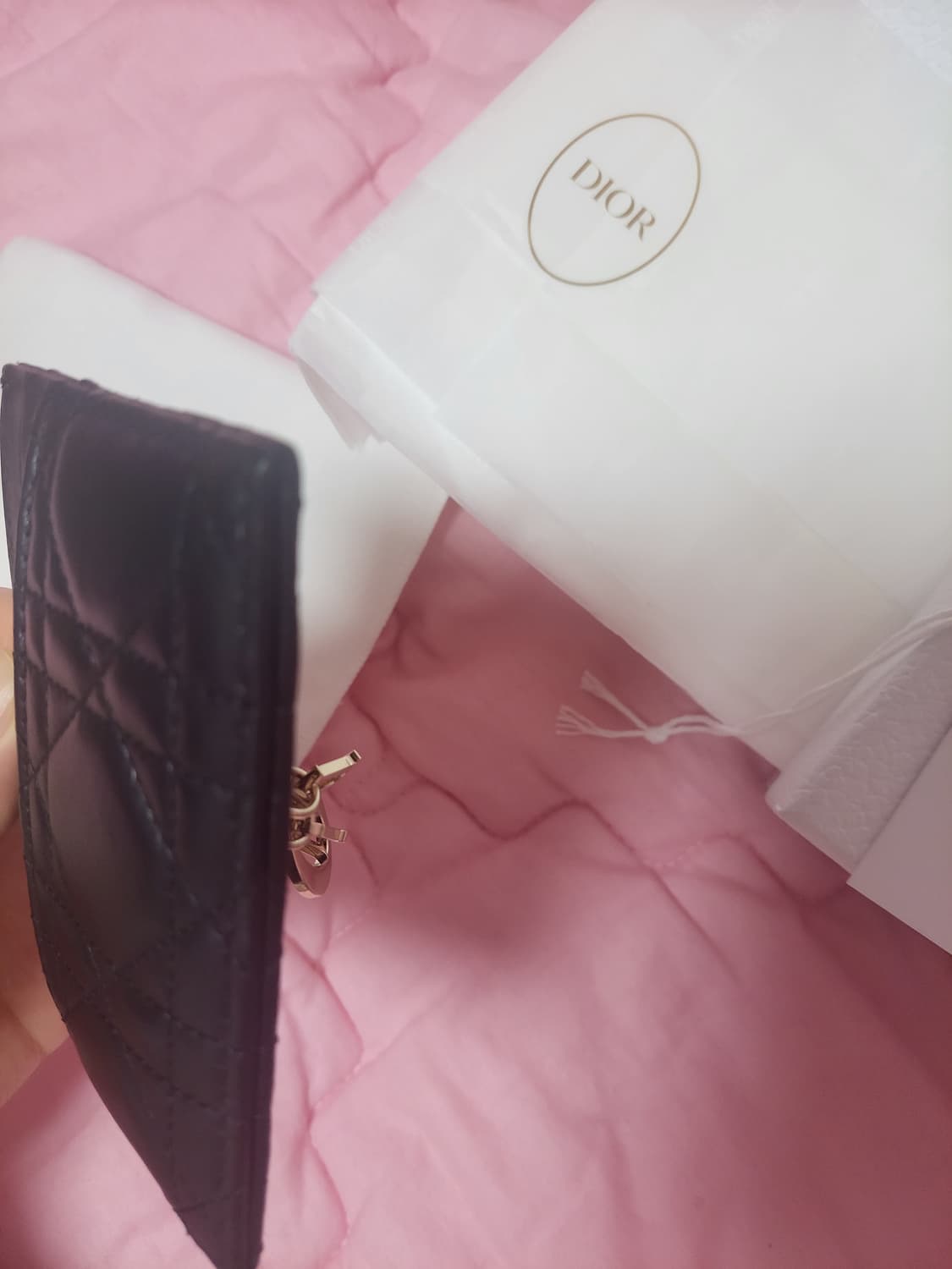정품)급처미사용새상품!디올 마지막내림 리본보우 레이디디올프리지아 카드지갑 상품이미지7