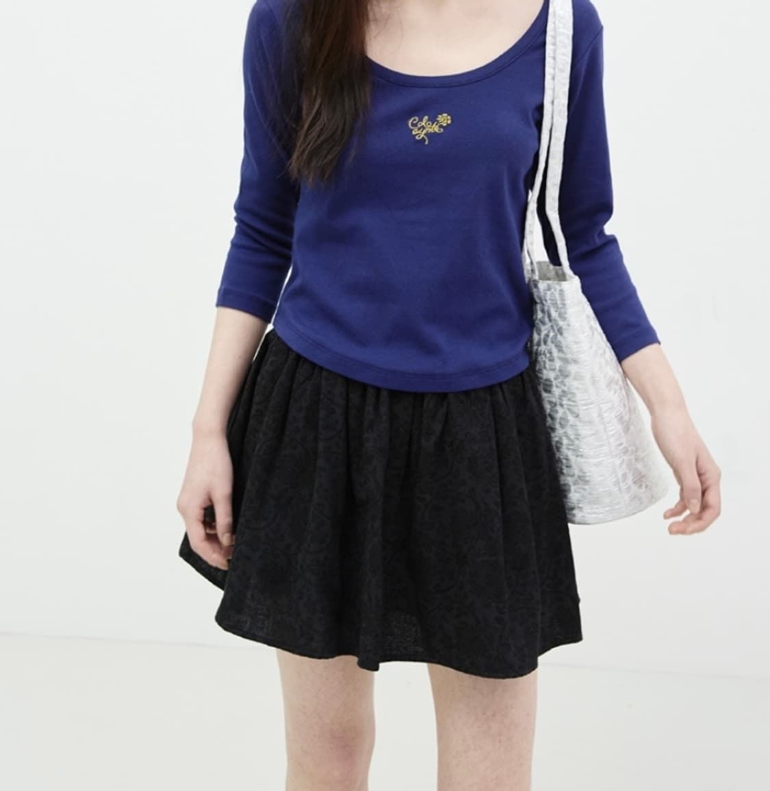 Plena Semi Mini Skirt Jacquard Flower Bl 상품이미지2