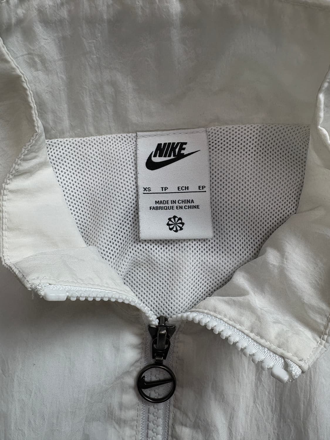 나이키 NSW 에센셜 우븐 빅스우시 바람막이 자켓 2541 상품이미지4