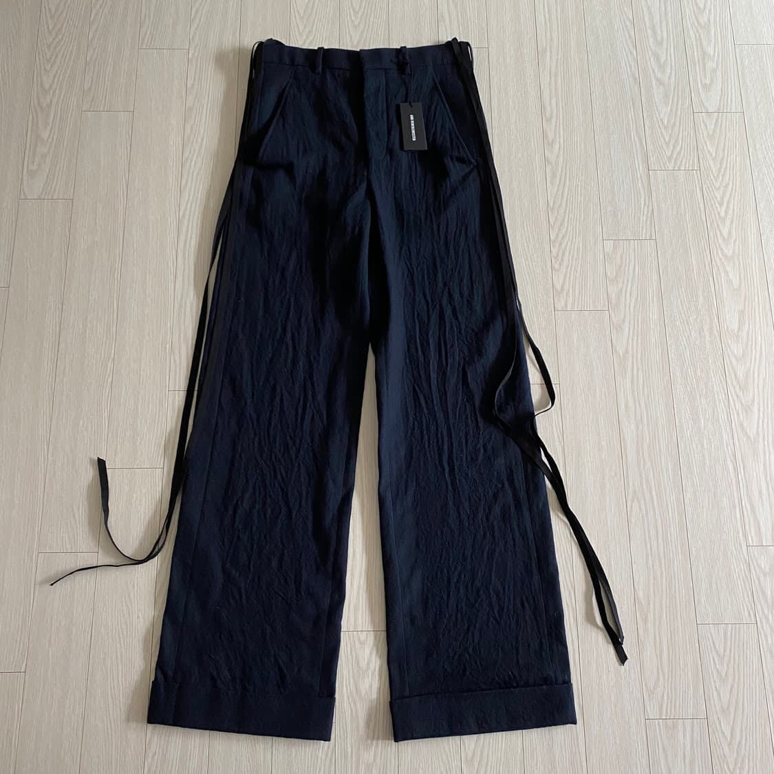 [40] 앤드뮐미스터 Berlinda 스트랩 울 트라우저 상품이미지1