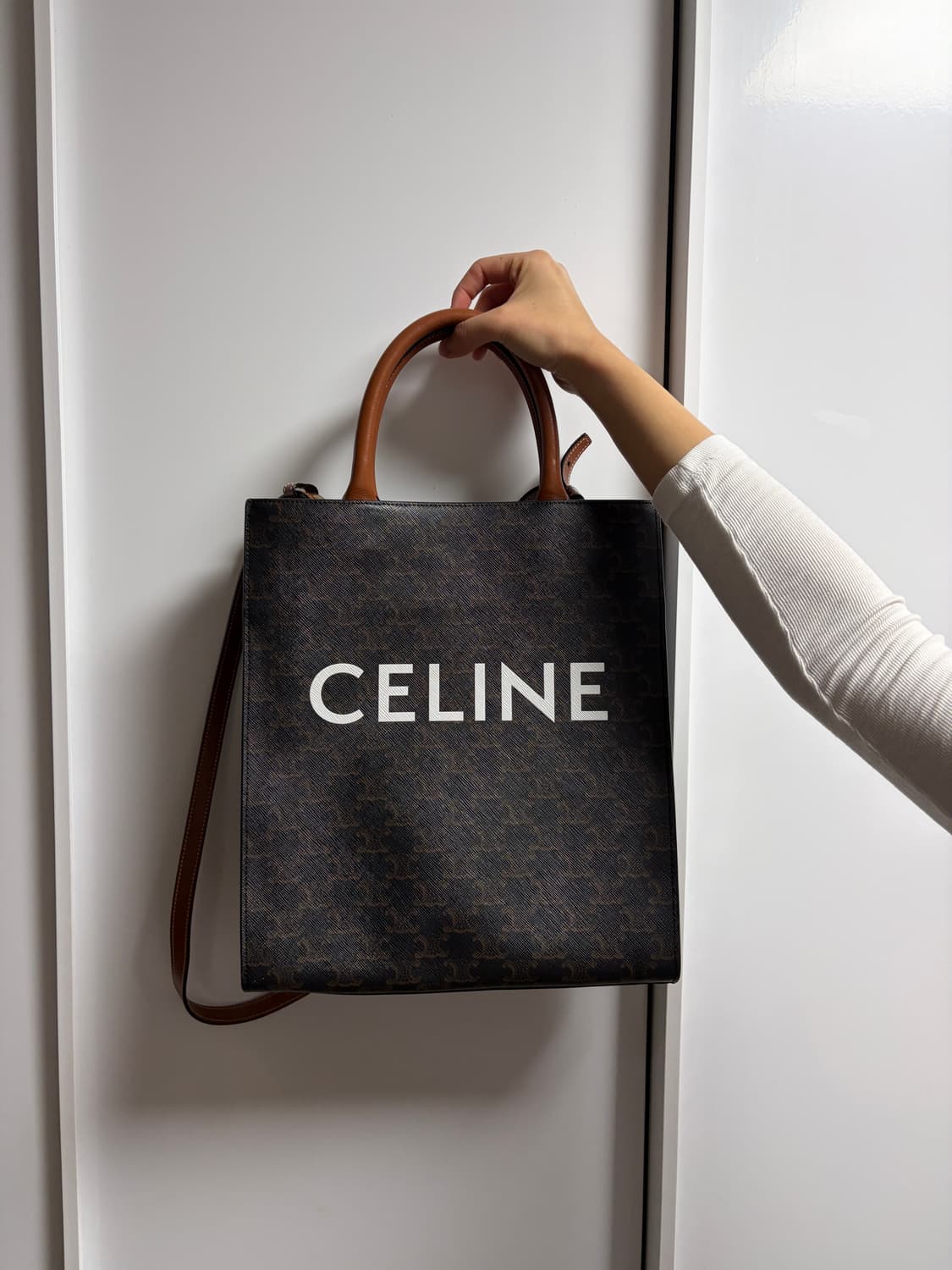 [셀린느] 트리오페 카바스백 *미디움 상품이미지2