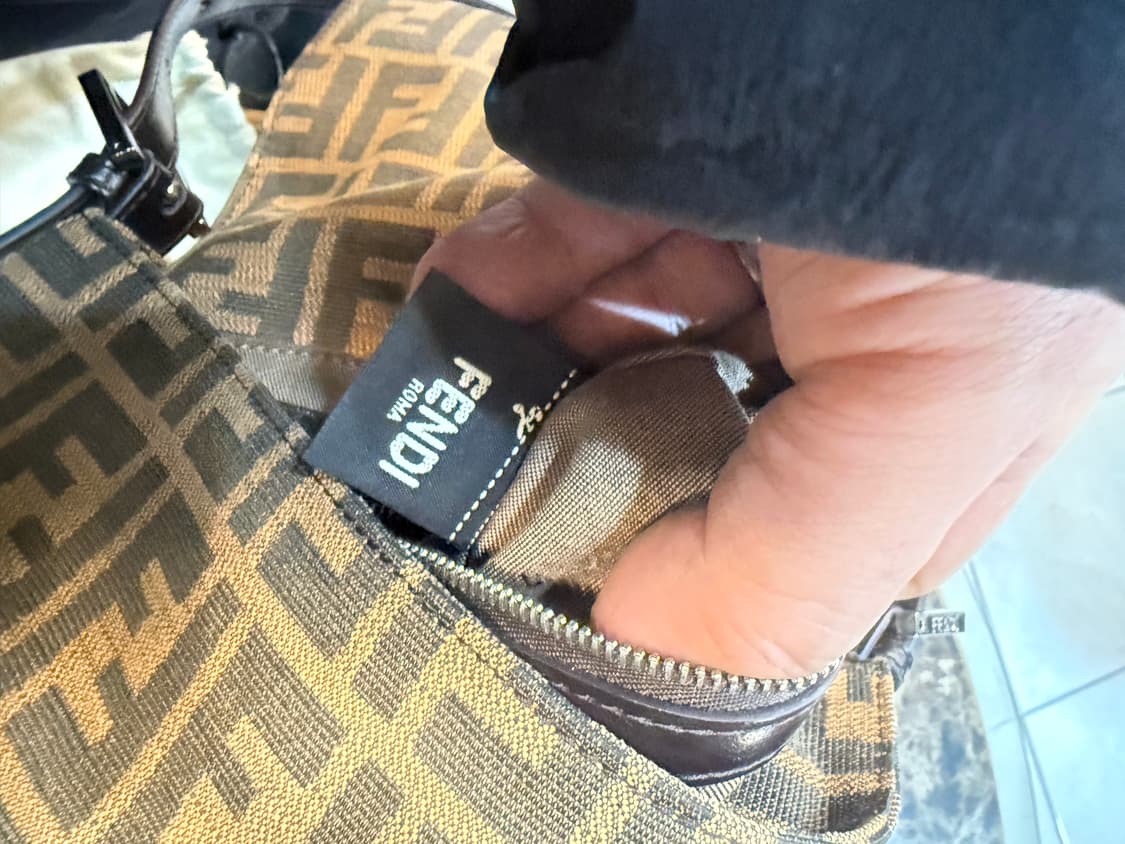 정품 펜디 주카 맘마백 팝니다 상품이미지9