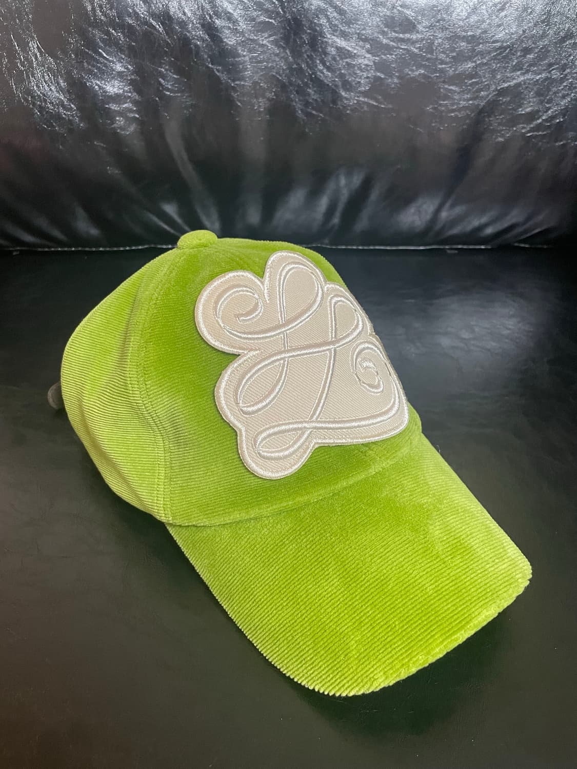 이터널유 빅로고 모자 상품이미지1