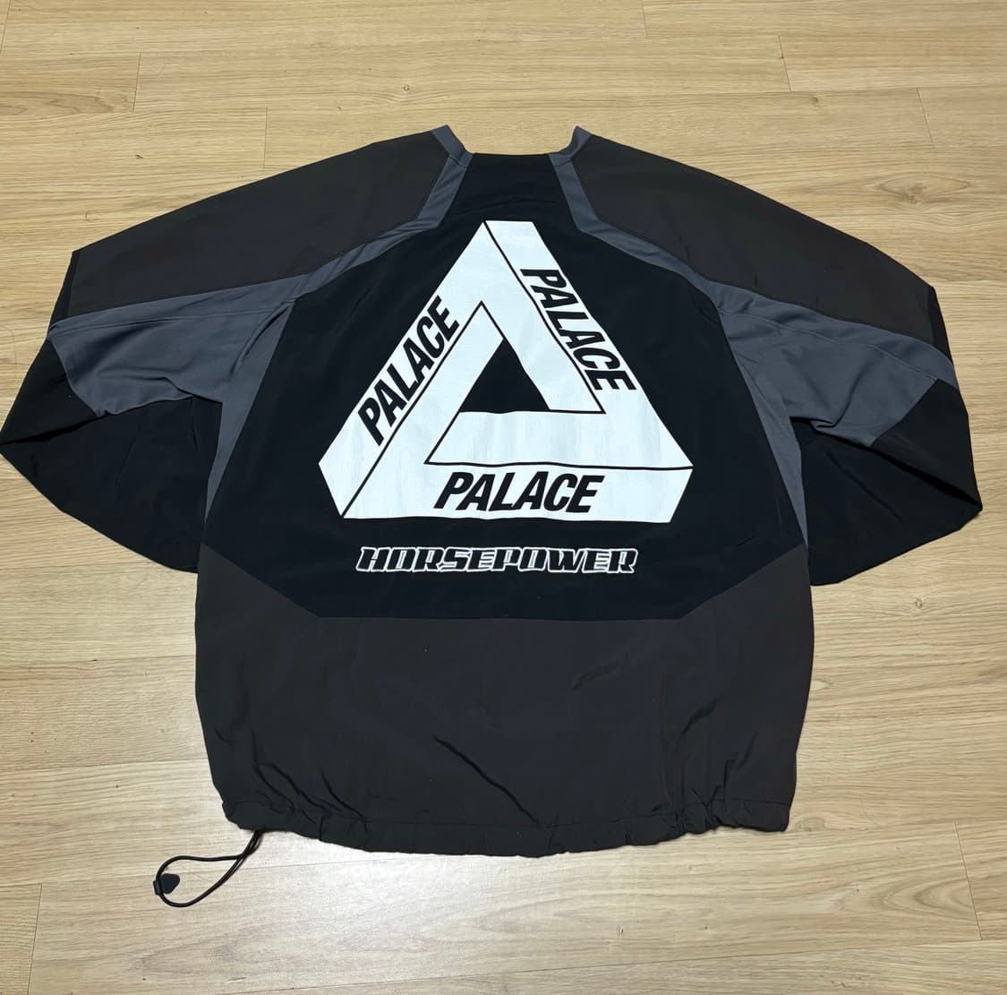 팔라스 20SS 홀스파워 크루넥 블랙 상품이미지3