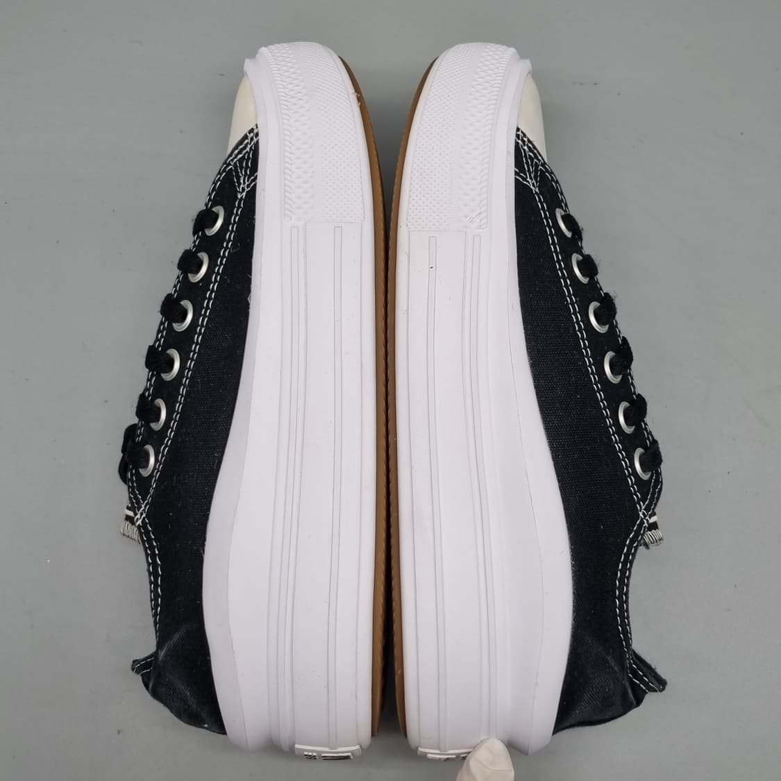 컨버스 올스타 무브로우 블랙 스니커즈245 상품이미지5