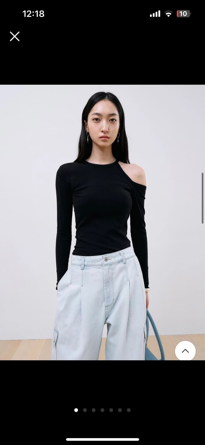 르노우 컷아웃 어깨트임 니트 상품이미지2