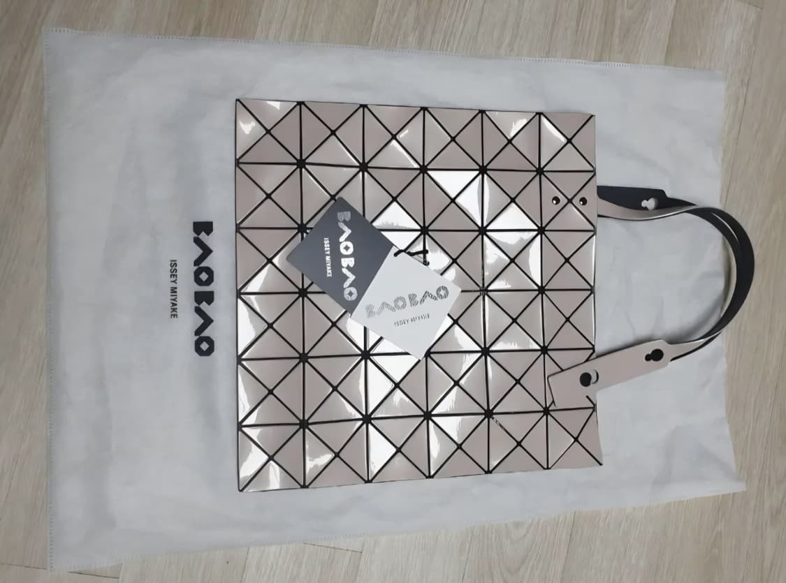 BAO BAO 바오바오 토트백 상품이미지1