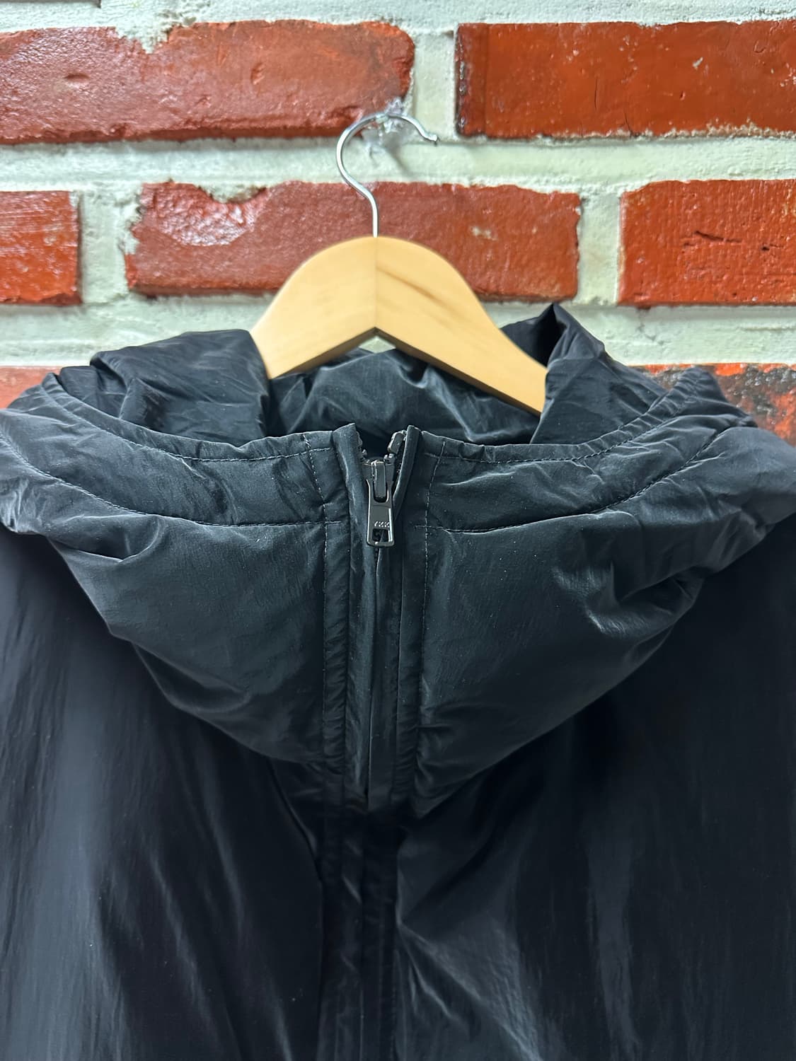 (OS)MURUA 글로시 크롭 패딩 상품이미지3