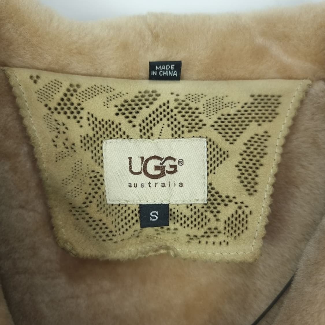 [어그] 리얼 쉽스킨 양가죽 양모 무스탕 더플 롱 코트 M17729 상품이미지6