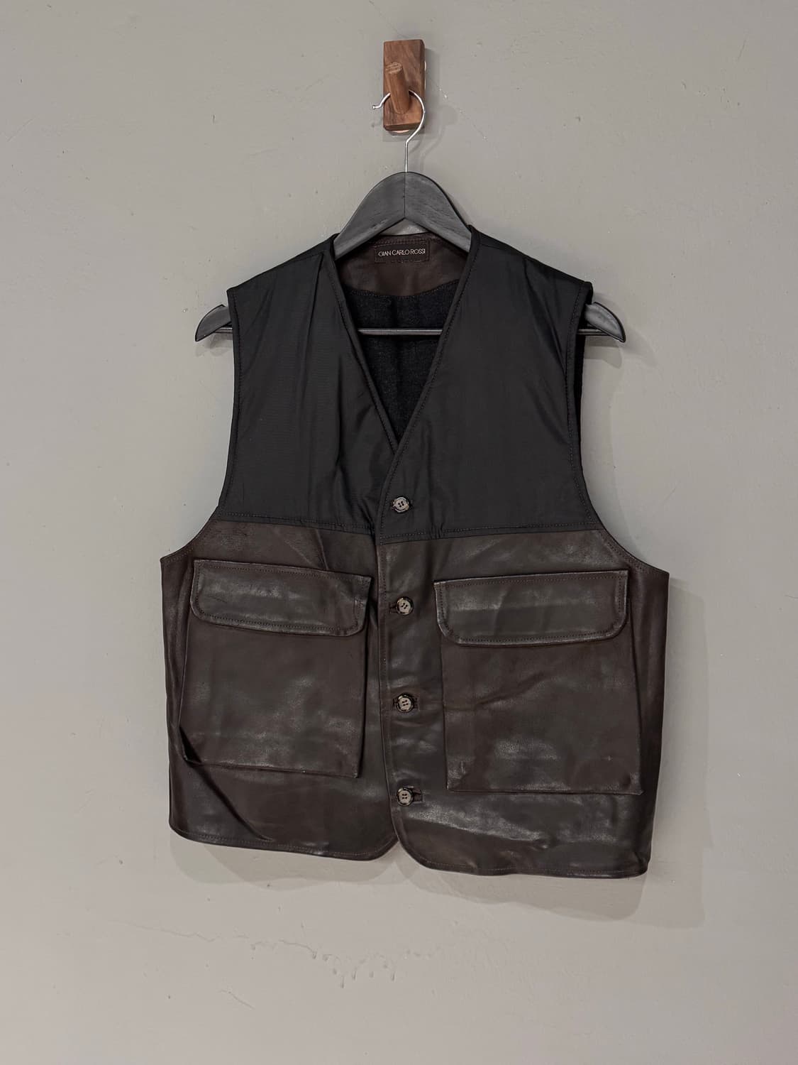 지안 카를로 로시 레더 베스트  상품이미지1