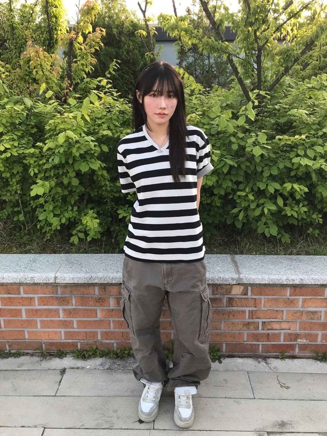 United Arrows Stripe V Neck Tee 상품이미지1