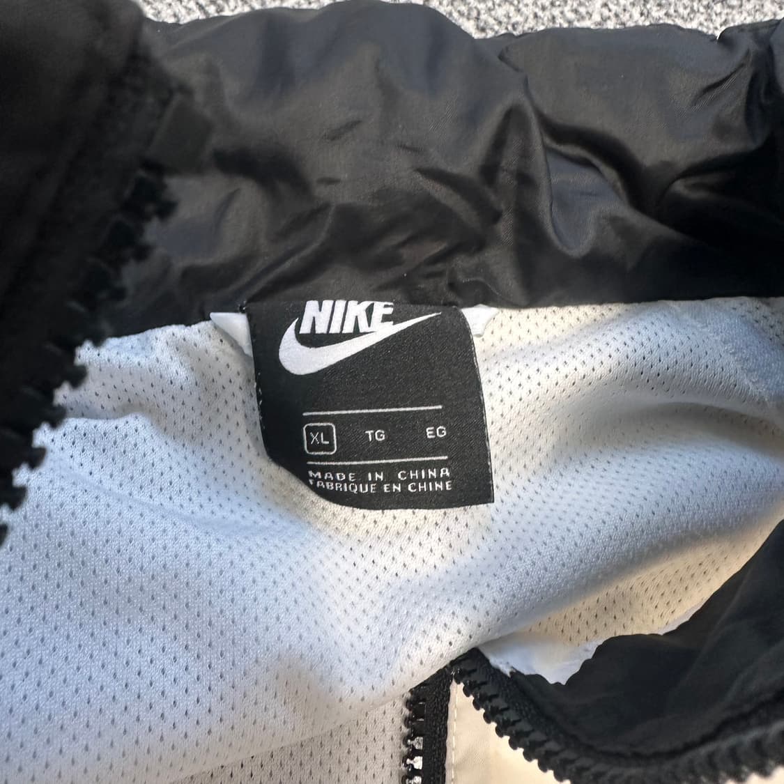 나이키 빅로고 바람막이 상품이미지4