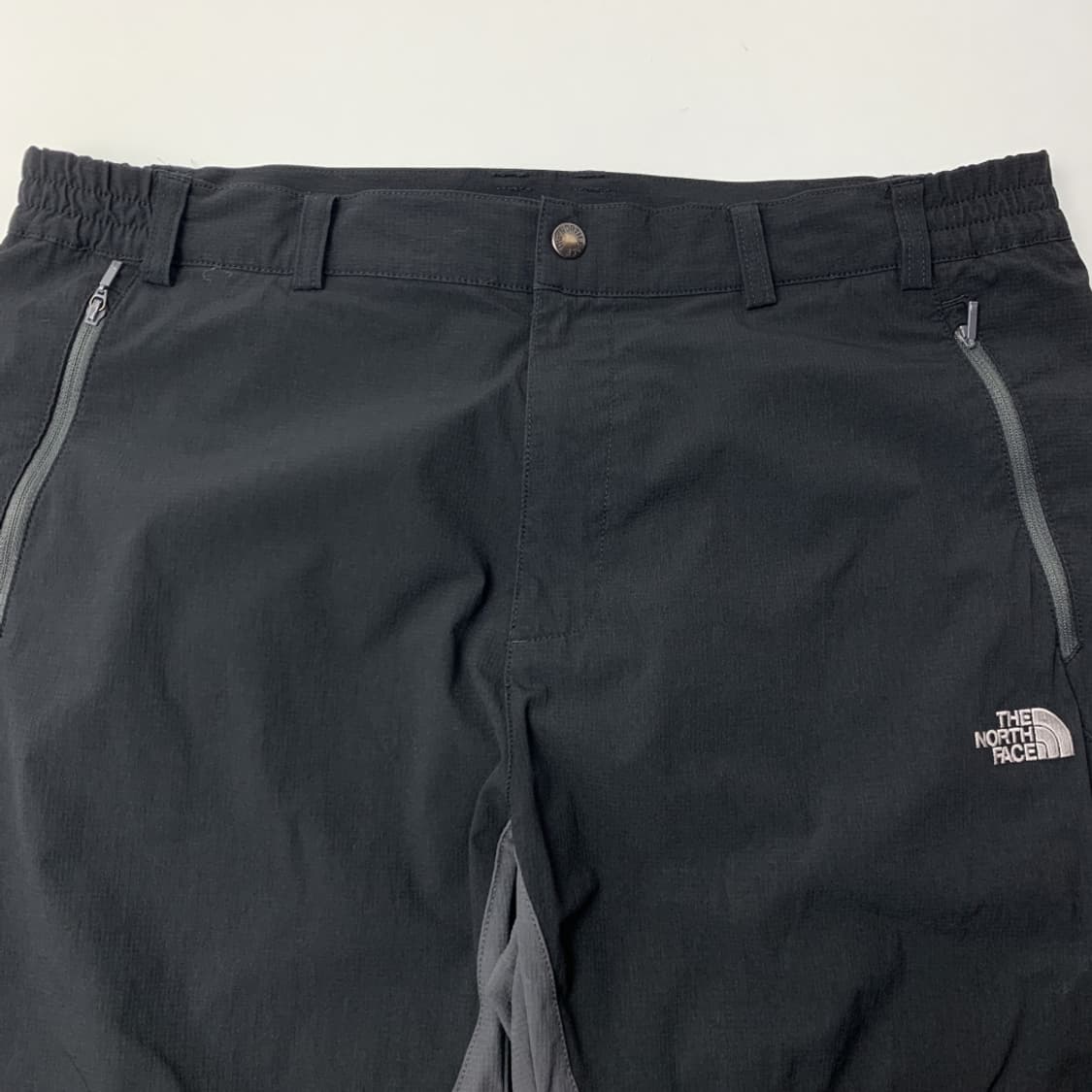 [35-36/정품] 노스페이스 블랙/그레이 남성팬츠 바지 상품이미지3