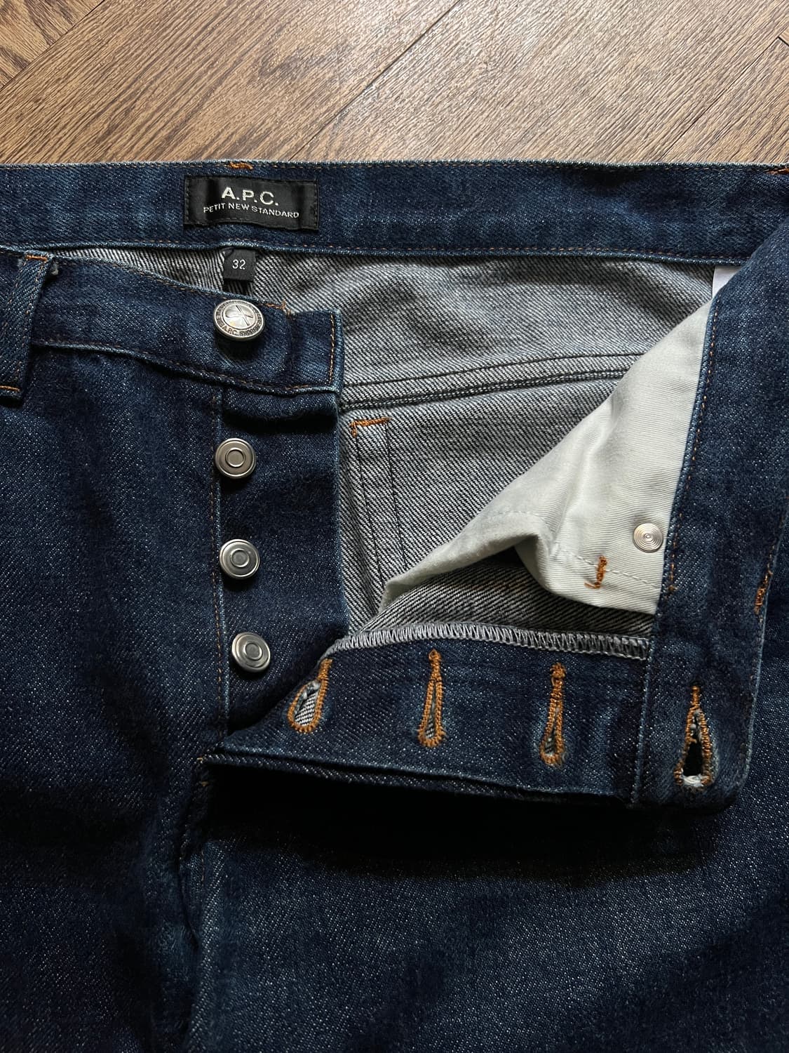 [32]A.P.C. 아페쎄 쁘띠 뉴 스탠다드 셀비지 데님 팬츠 상품이미지3