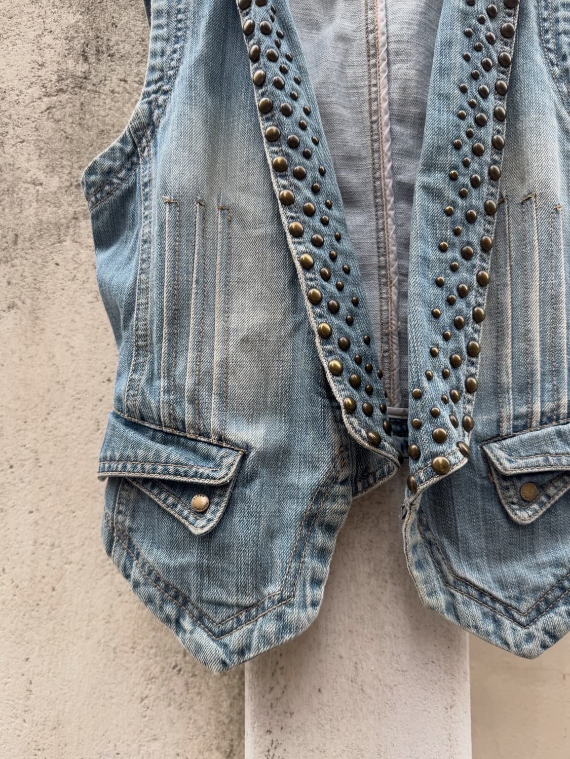 Punk stud denim vest 상품이미지3