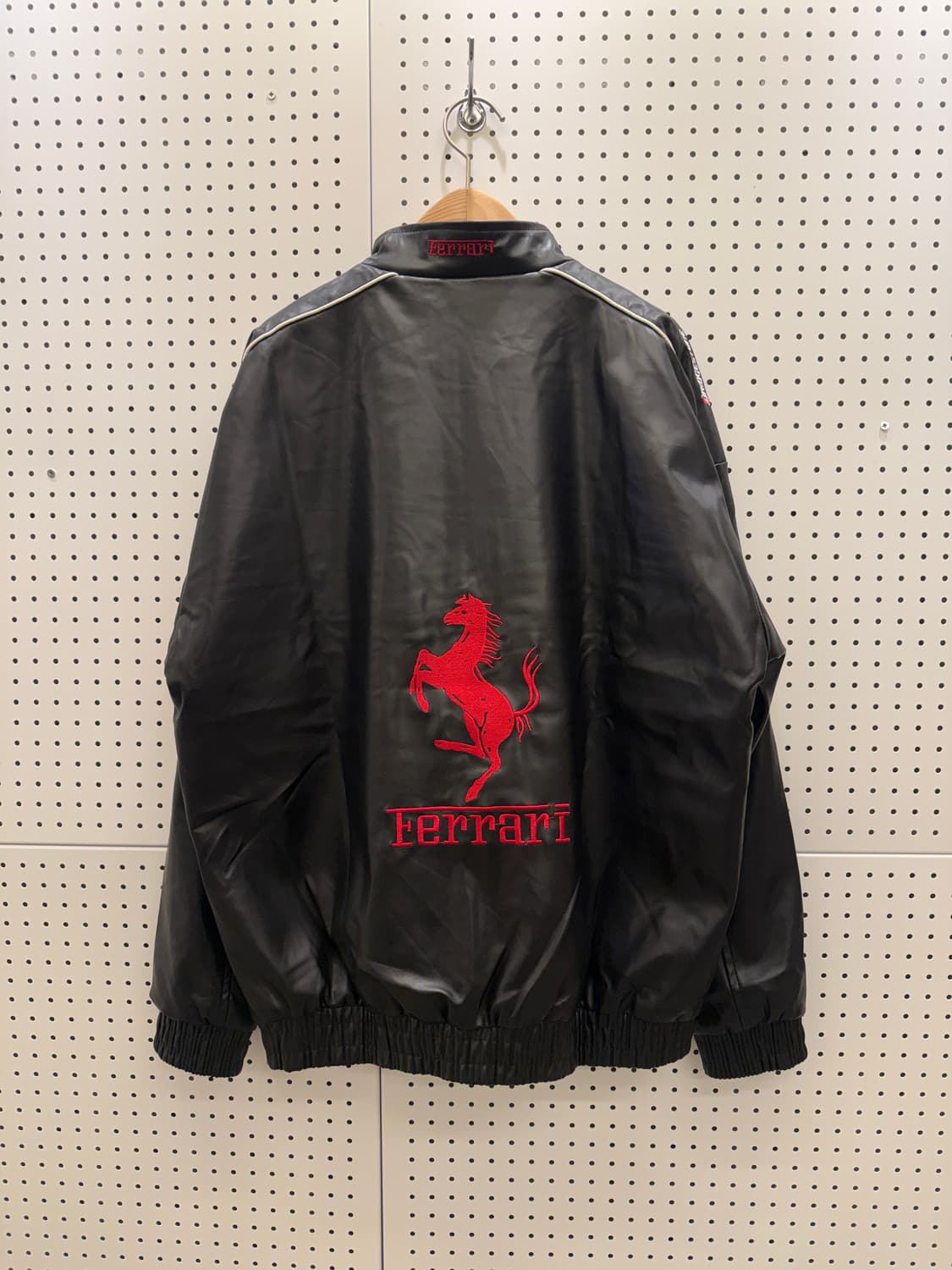 페라리 빅로고 투톤 레더 자켓 U241 상품이미지3