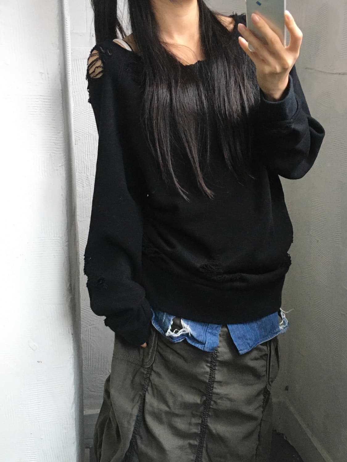 Miharayasuhiro 미하라야스히로 블랙 디스트레스드 스웻셔츠    상품이미지2