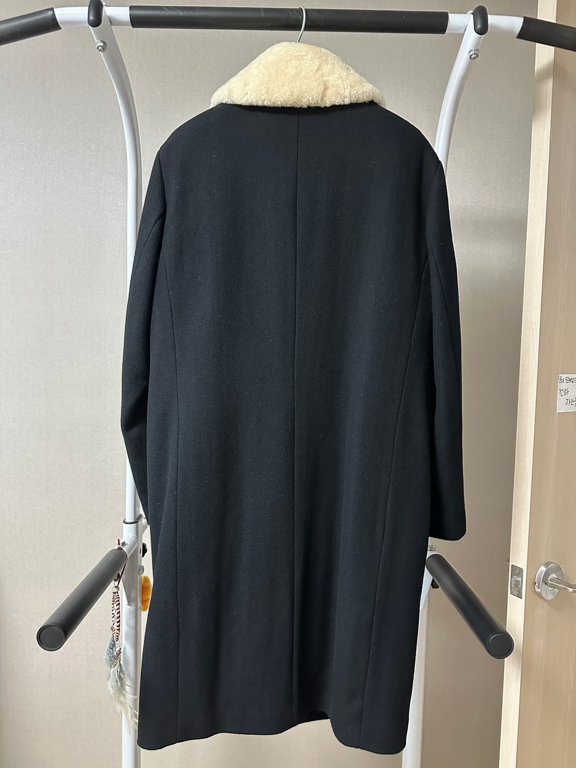 (새상품) 지오지아 세미오버 발마칸코트 95 블랙 상품이미지4