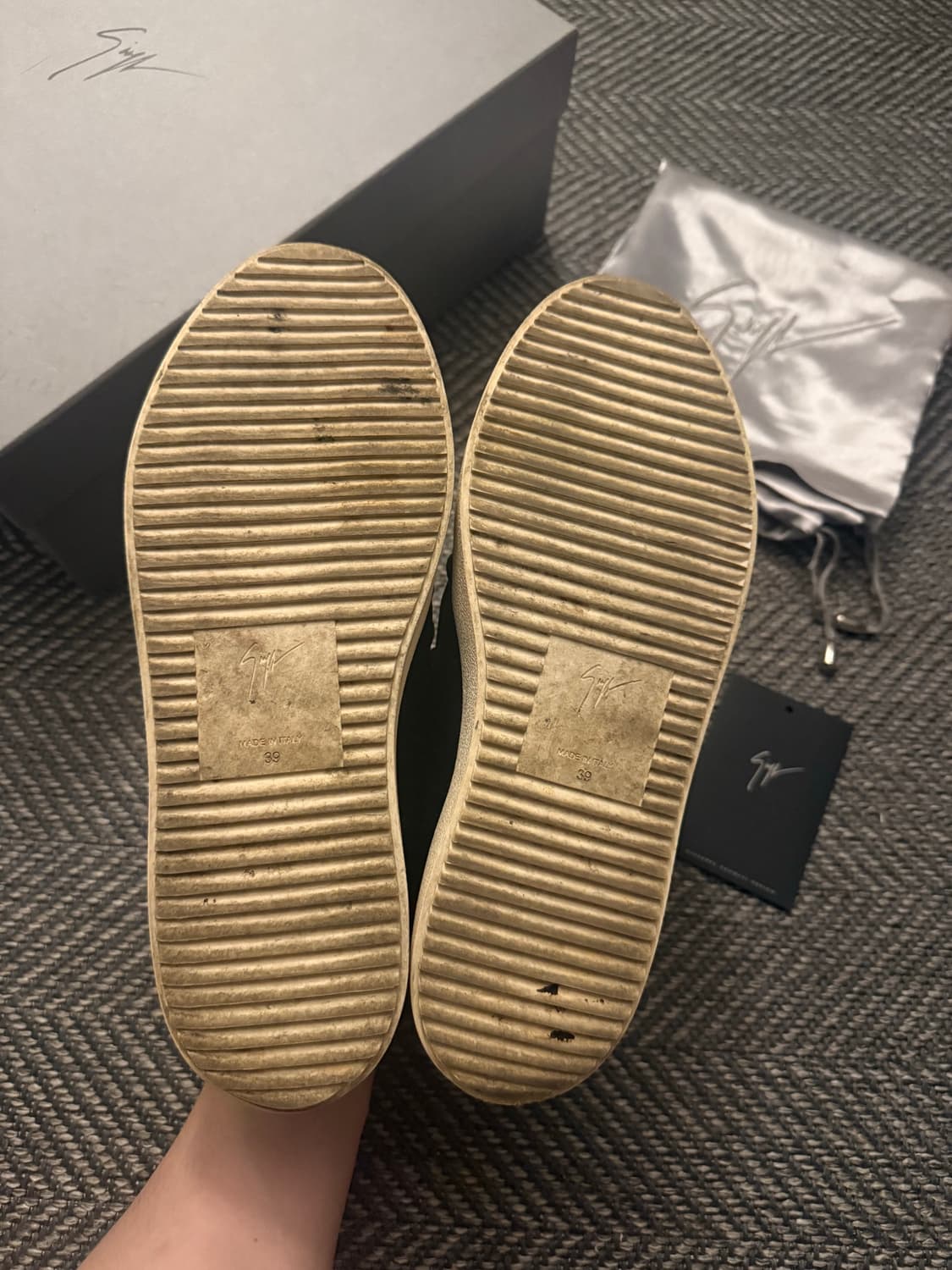 쥬세페 자노티 메이런던 슬립온 39 사이즈 상품이미지3