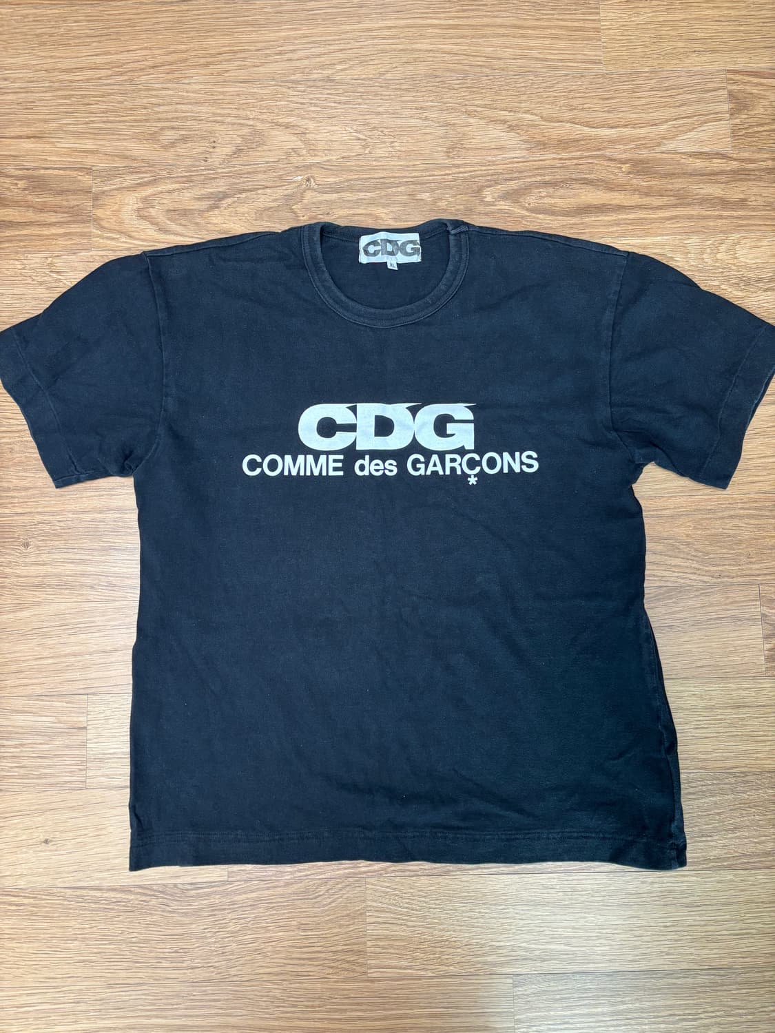 꼼데가르송 반팔 상품이미지1