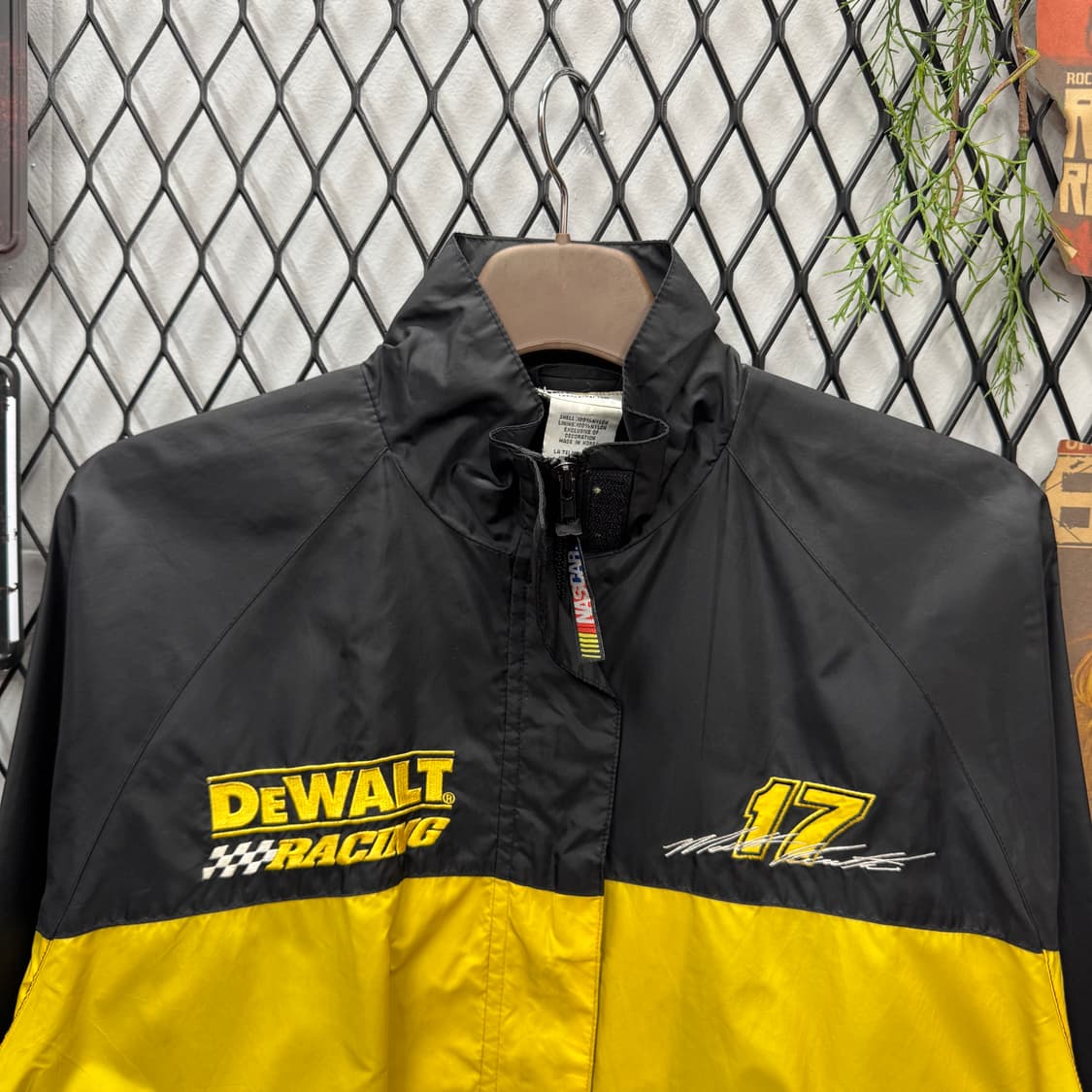 00s TEAM CALIBER X 나스카 DeWALT 바람막이 블랙 옐로 상품이미지3