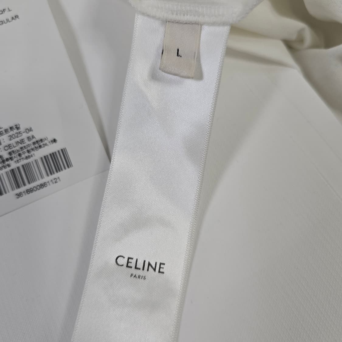 셀린느 로고 링거 반팔 티셔츠 L사이즈 100 판매 상품이미지3