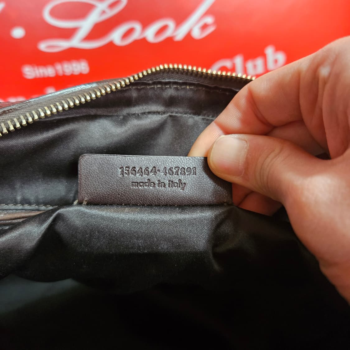 입생로랑(YSL) 뮤즈 브라운 레더 토트백  상품이미지10