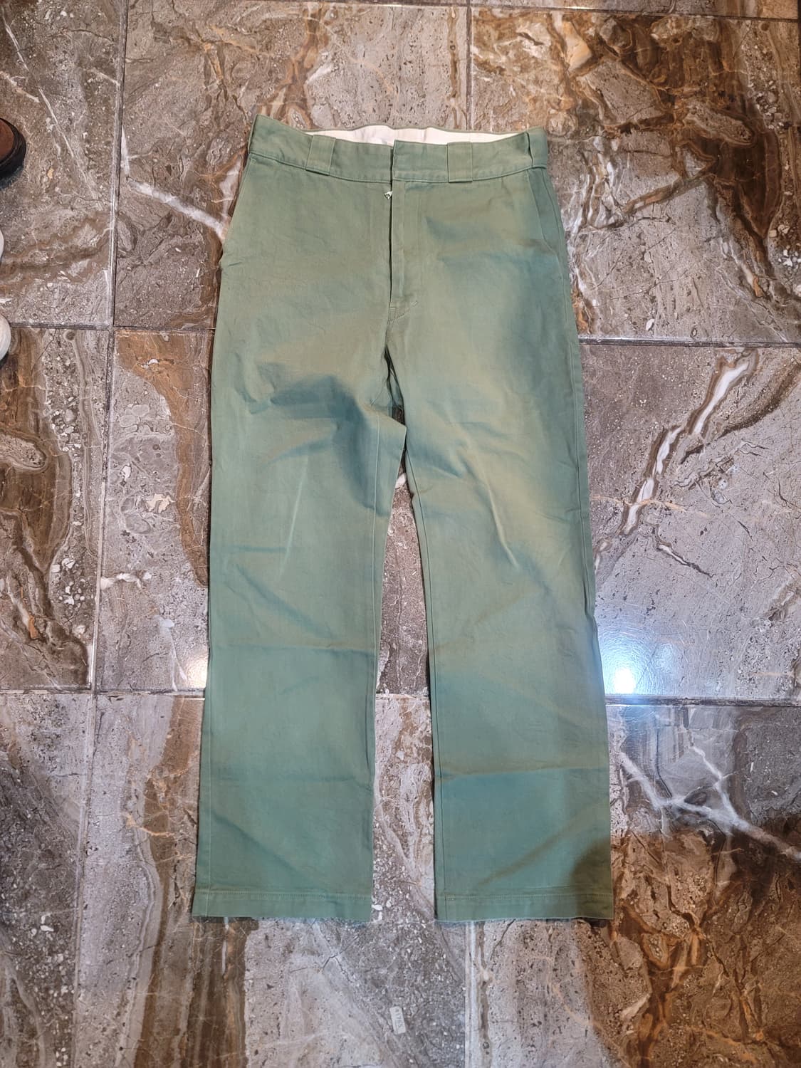 비즈빔 올리브 그린 색상 면바지 상품이미지1