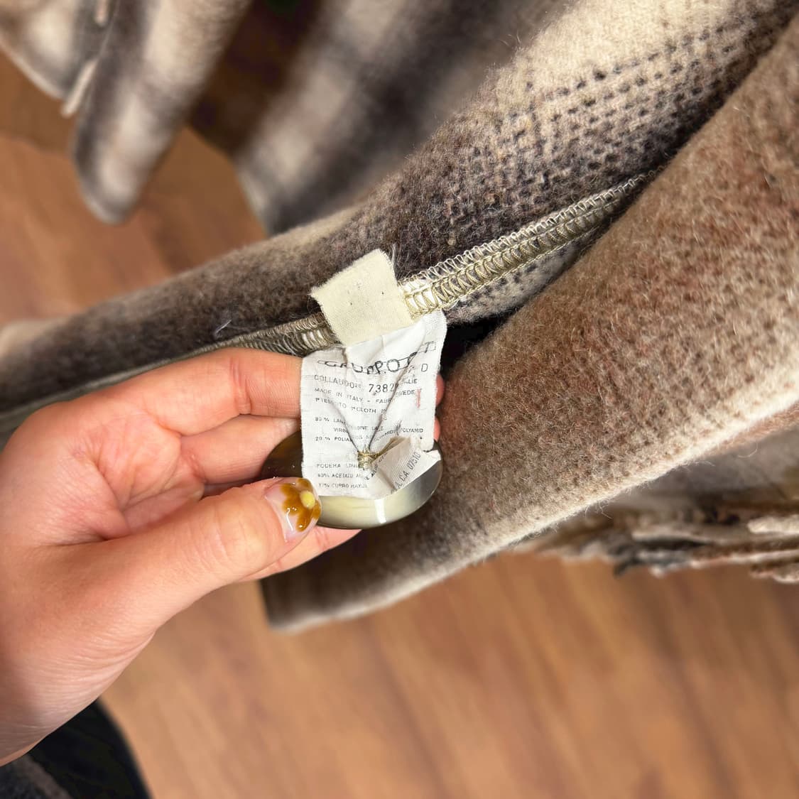 발리 체크 하프 코트 프린지 원 버튼 오픈 디테일 루즈핏 베이지 상품이미지7